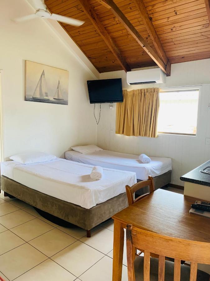 Airlie Beach Apartments Bagian luar foto