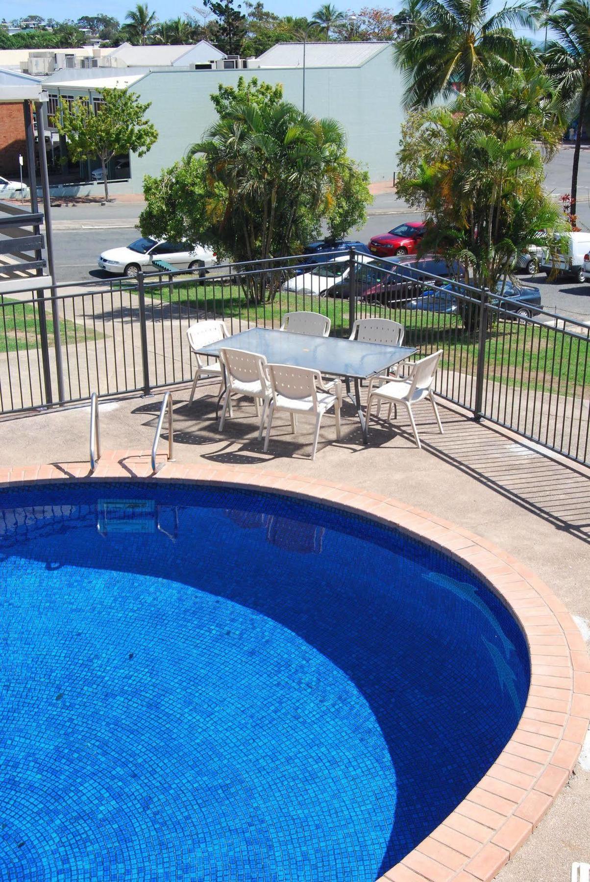 Airlie Beach Apartments Bagian luar foto